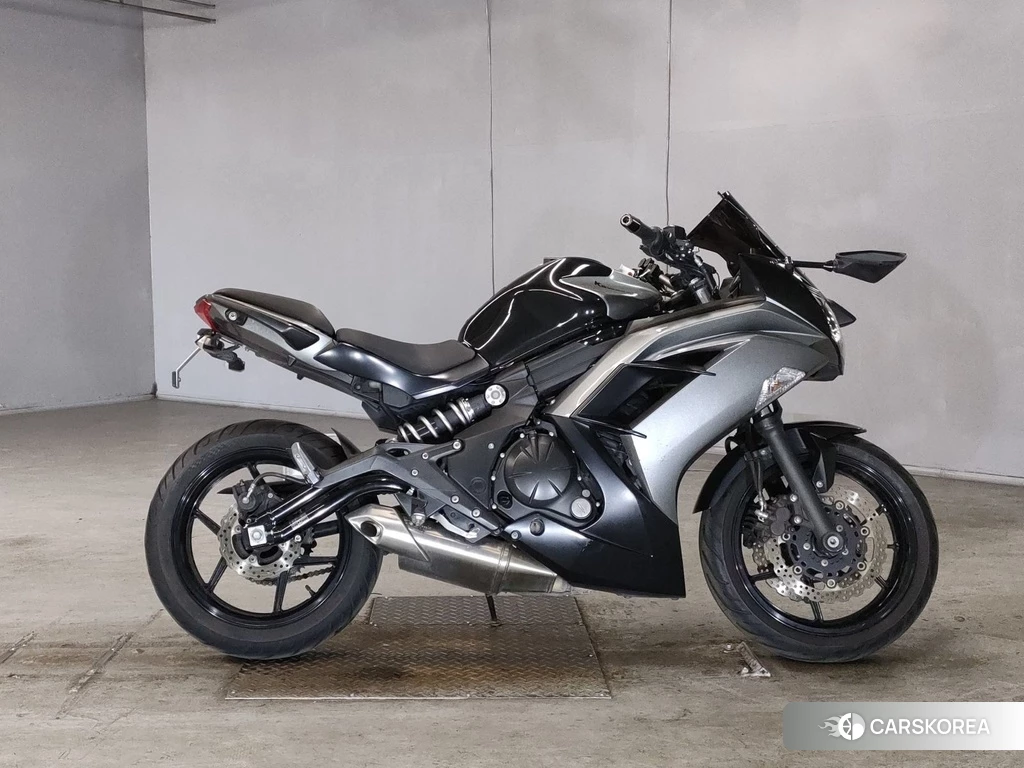 Проданный Kawasaki NINJA 400 2015 из Японии