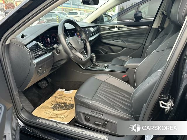 Volkswagen Passat 2022 Черный из Китая