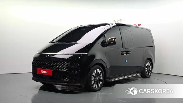 Hyundai Staria 2025 Черный из Кореи