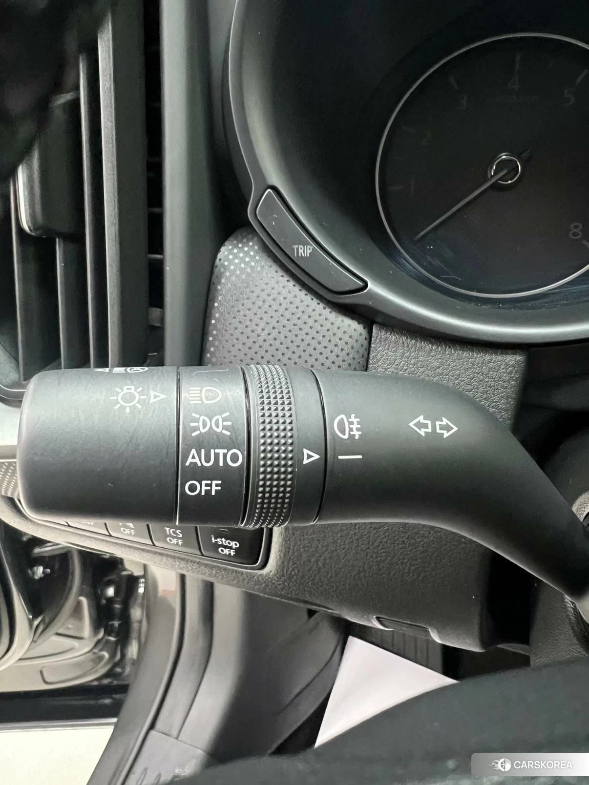 Mazda CX-50 line also 2023 Темно-серый из Китая