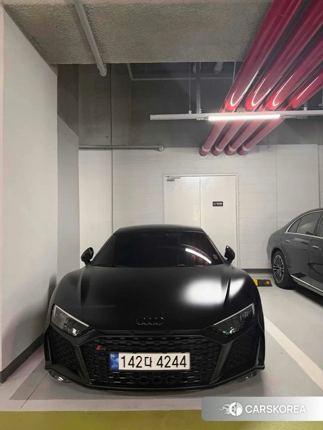 Audi R8 (4S) 2021 Черный из Кореи