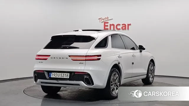 Genesis GV70 2024 Белый из Кореи