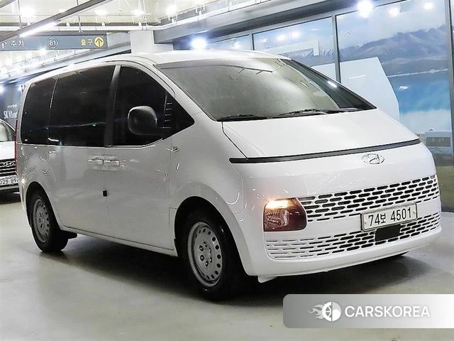 Hyundai Staria 2021 Белый из Кореи
