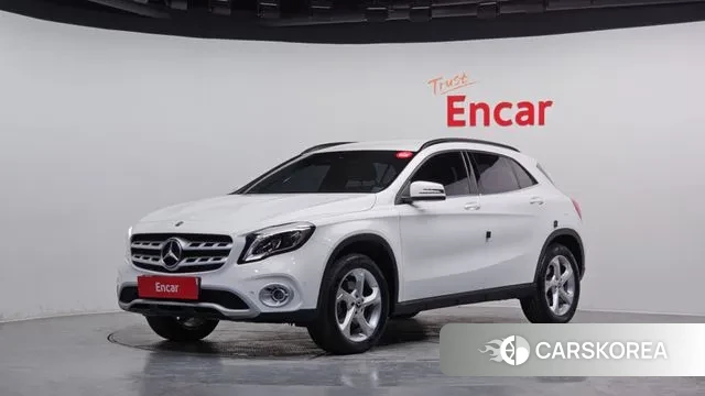 Mercedes-Benz GLA-Class X156 2018 Белый из Кореи