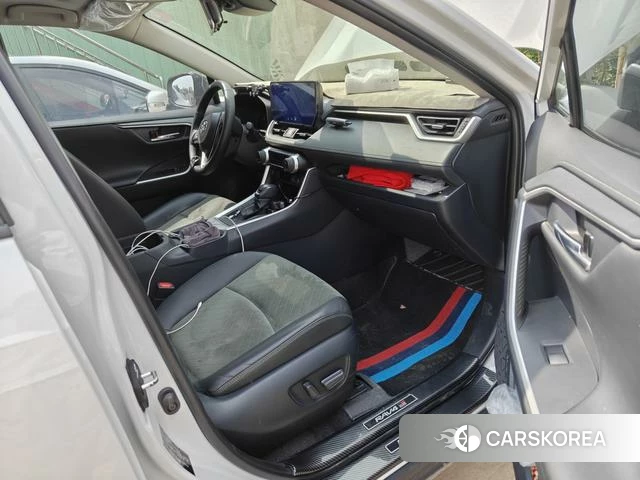 Toyota RAV4 Rongfang 2023 Белый из Китая