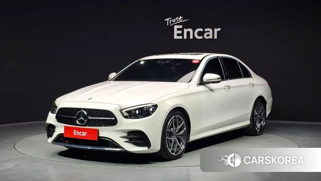Mercedes-Benz E-Class W213 2022 Белый из Кореи