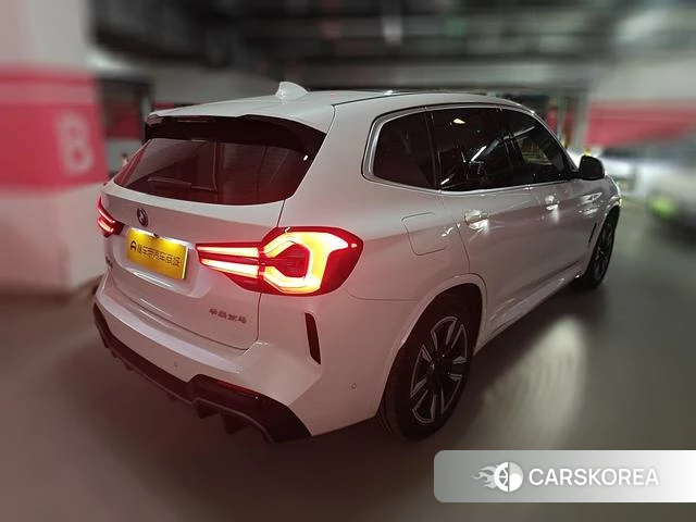 BMW iX3 2022 Белый из Китая