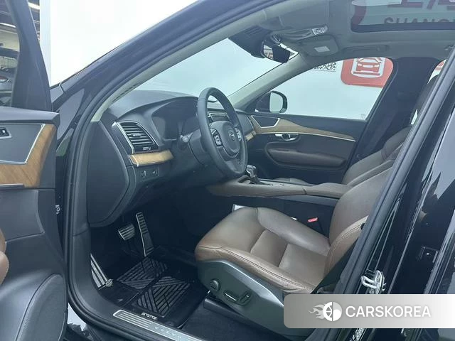 Volvo XC90 2019 Черный из Китая
