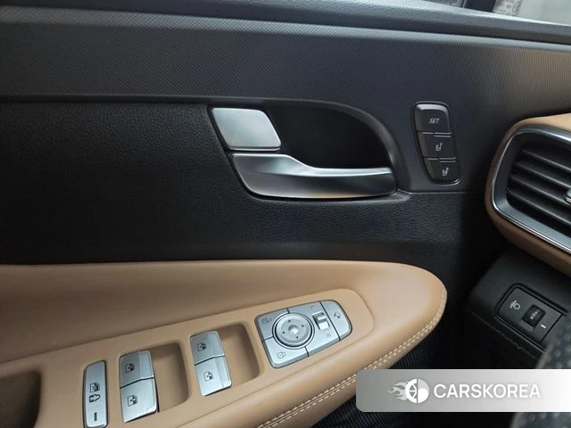 Hyundai The New Santa Fe 2020 Серый из Кореи