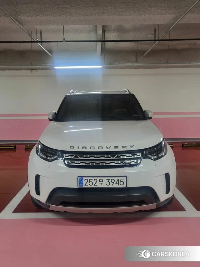 Land Rover Discovery 5 2019 Белый из Кореи