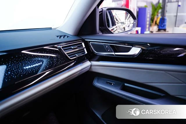 Volkswagen Tourang 2023 Черный из Китая