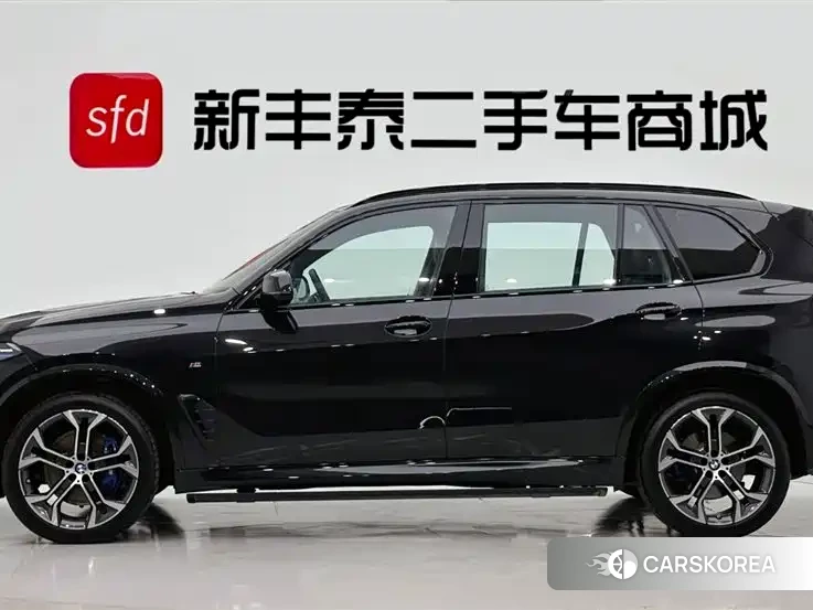 BMW X5 2026 Черный из Китая
