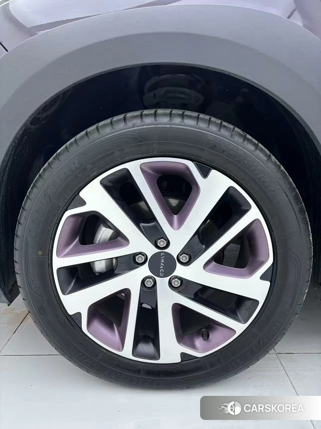 Lynk 02 2021 Фиолетовый из Китая
