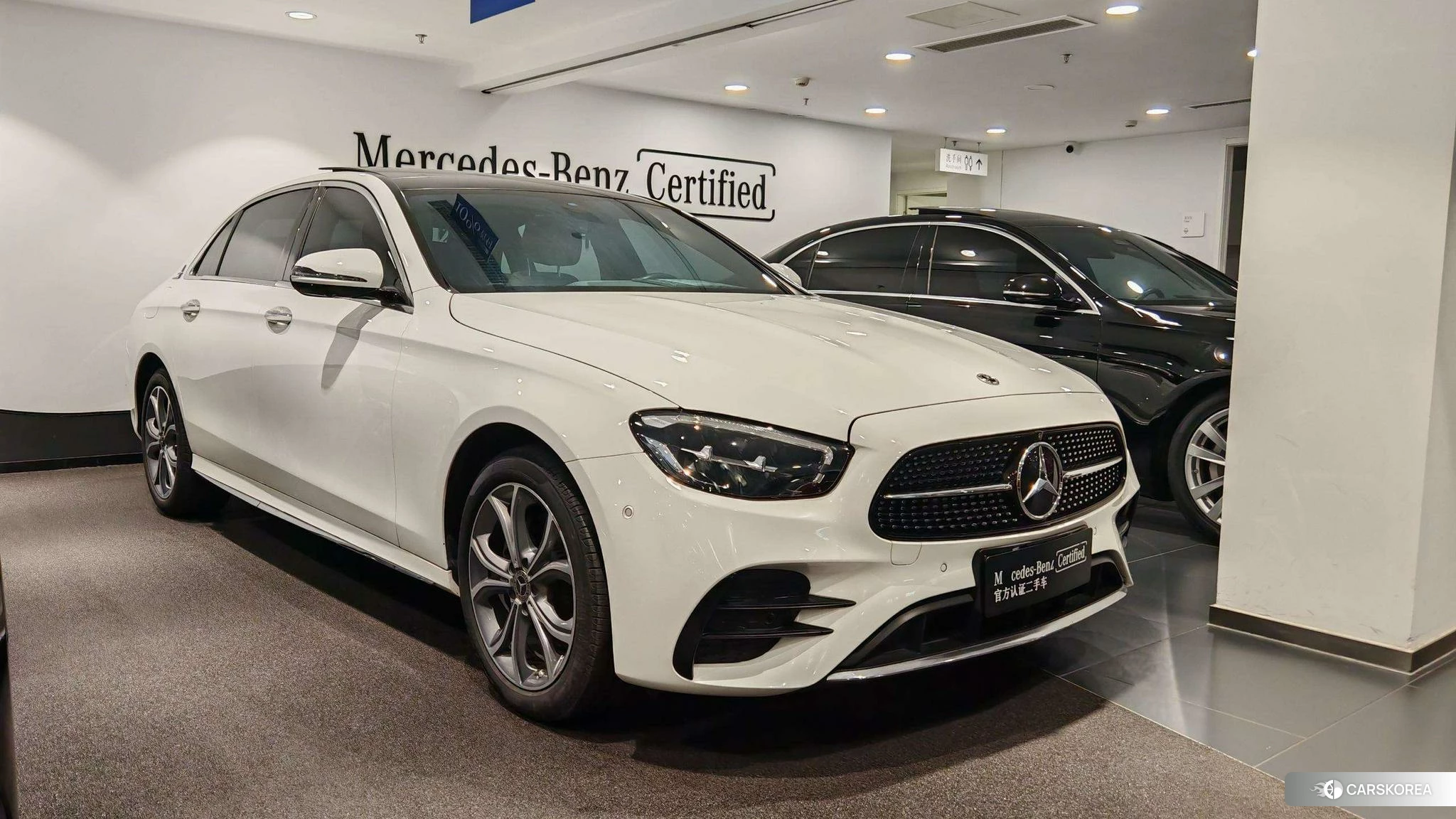 Mercedes-Benz E-class 2022 Белый из Китая