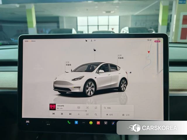Tesla Model Y 2022 Белый из Китая
