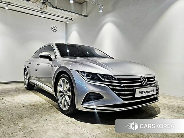 Volkswagen Arteon 2023 Серебряный из Кореи