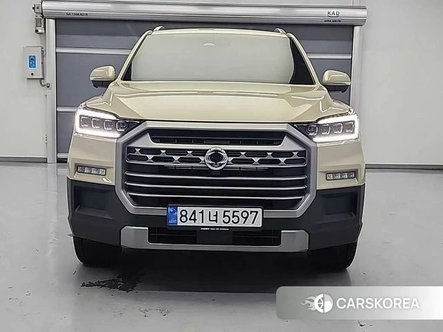 Ssangyong Musso Sports (Q250) 2025 Жемчужный цвет из Кореи