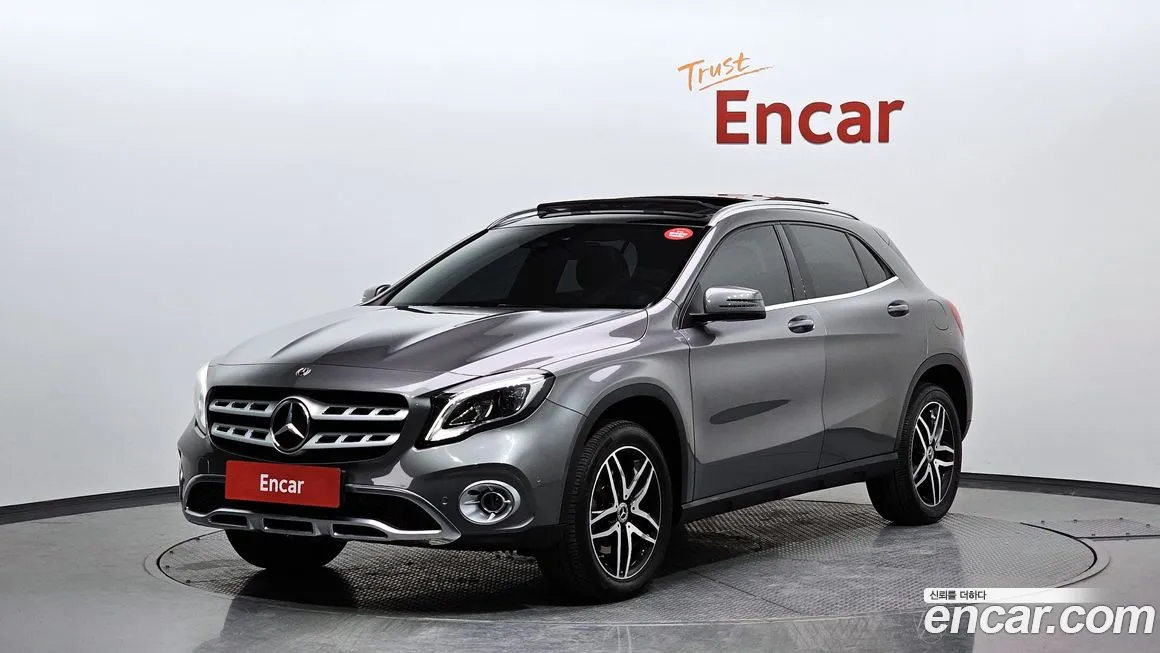 Mercedes-Benz GLA-Class X156 2019 из Кореи