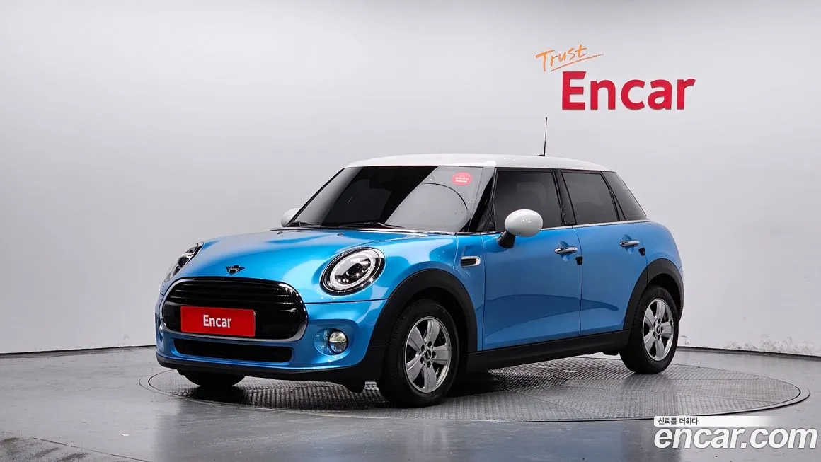 Mini Cooper 2019 Небесно-голубой из Кореи
