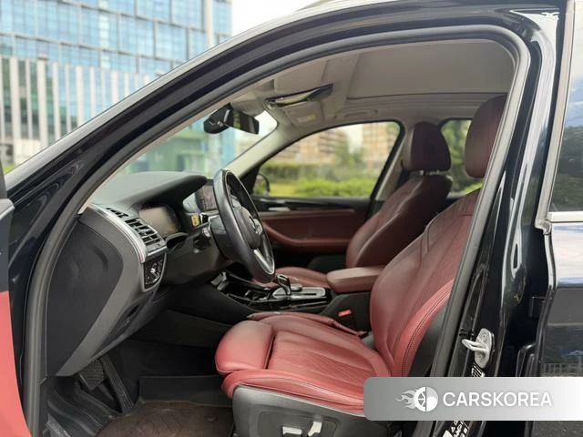 BMW X3 2023 Черный из Китая
