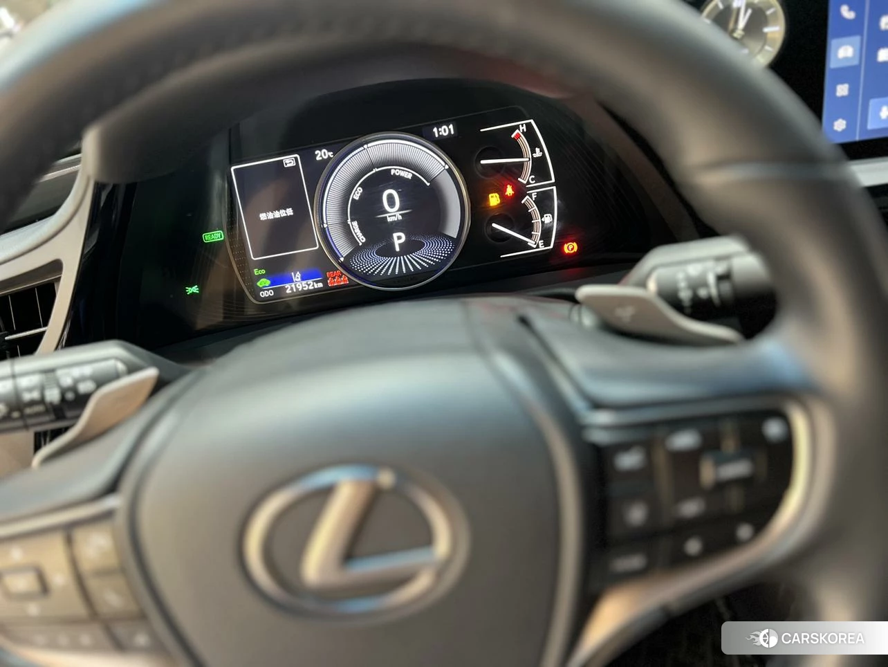 Lexus ES 2022 Серебристо-серый из Китая