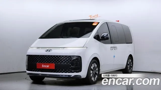 Hyundai Staria 2022 Белый из Кореи