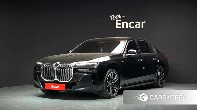 BMW i7 (G70) 2023 Черный из Кореи