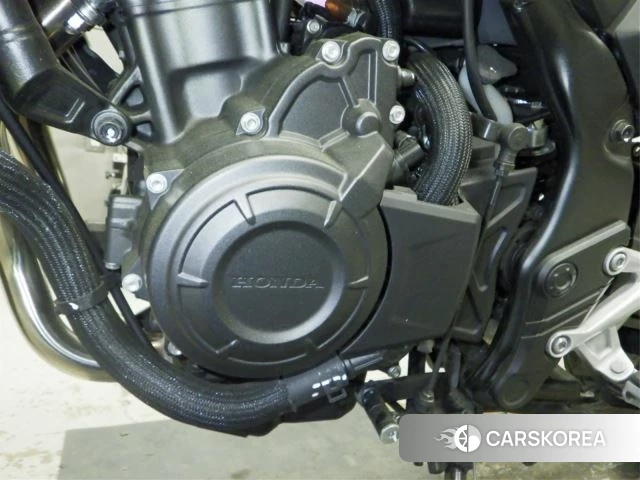 Engine photo