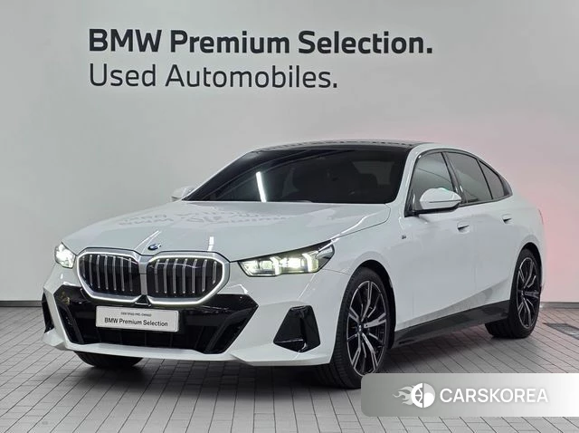 BMW 5 Series (G60) 2023 Белый из Кореи