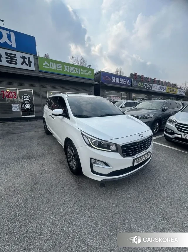 Kia The New Carnival 2019 Белый из Кореи