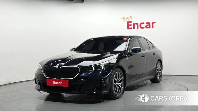 BMW 5 Series (G60) 2024 Черный из Кореи
