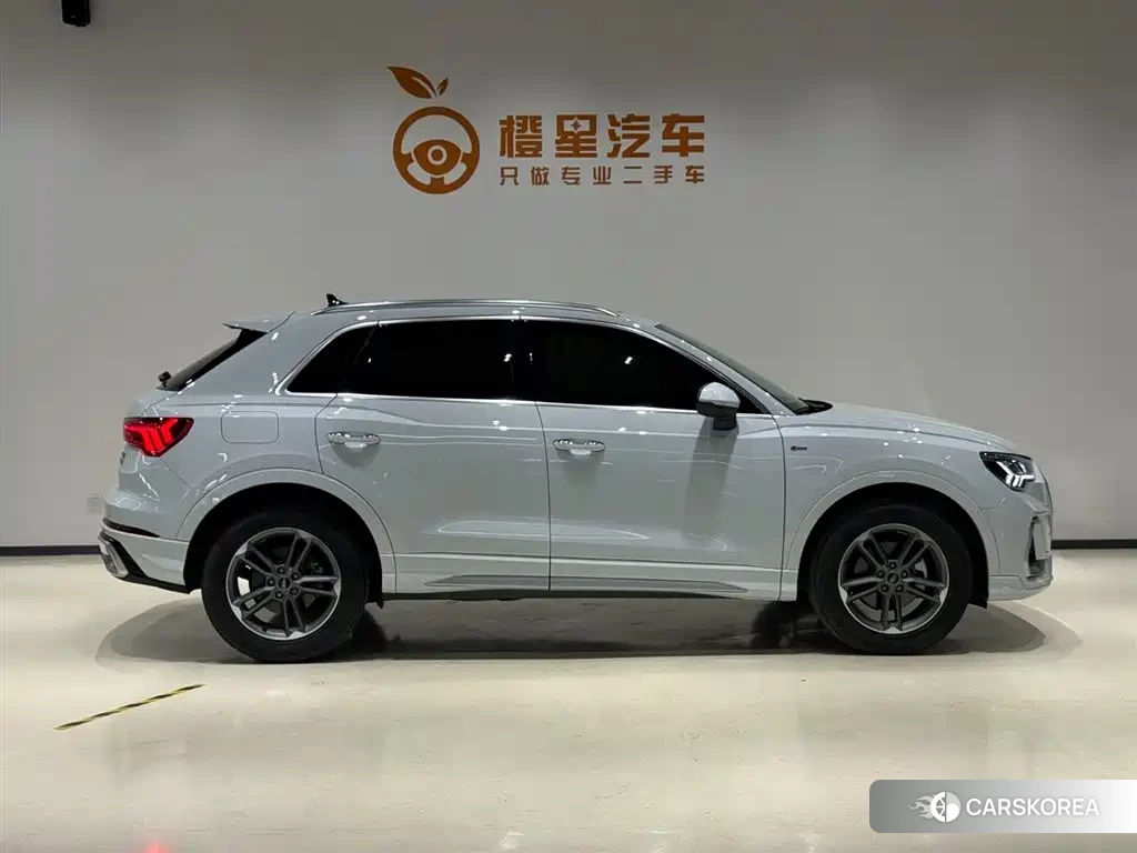Audi Q3 2024 Белый из Китая