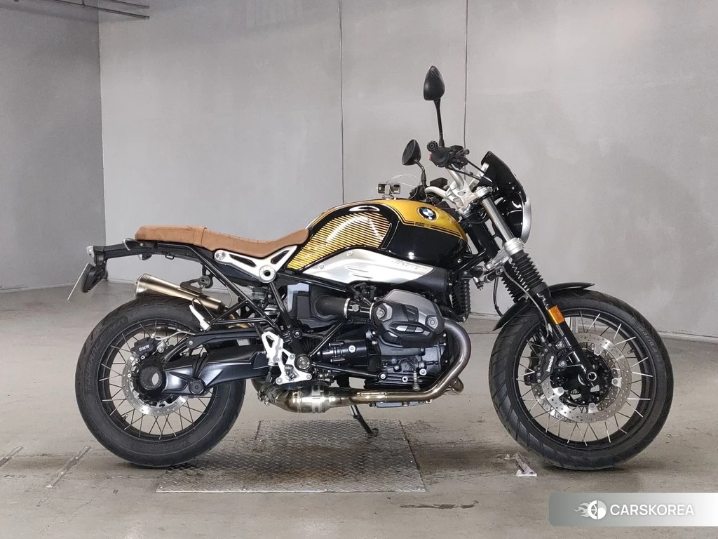 Проданный BMW R NINE T SCRAMBLER 2019 из Японии, фото 2
