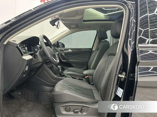 Volkswagen Tiguan L 2022 Черный из Китая