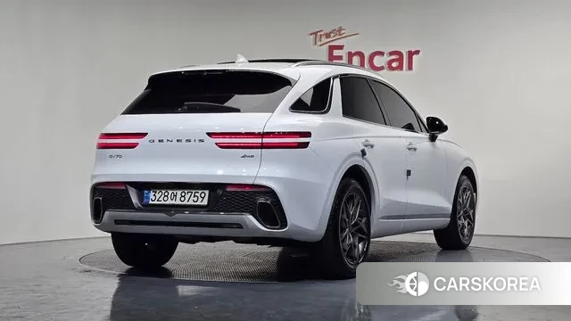 Genesis GV70 2021 Белый из Кореи