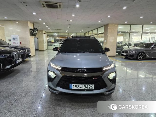 Chevrolet (GM Daewoo) Trailblazer 2023 Серый из Кореи