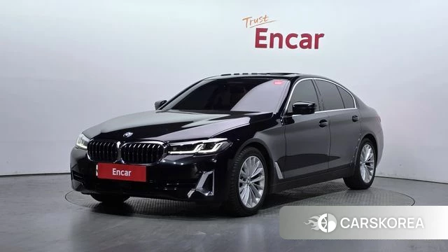 BMW 5 Series (G30) 2022 Черный из Кореи