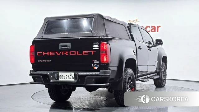 Chevrolet (GM Daewoo) Real New Colorado 2021 Черный из Кореи