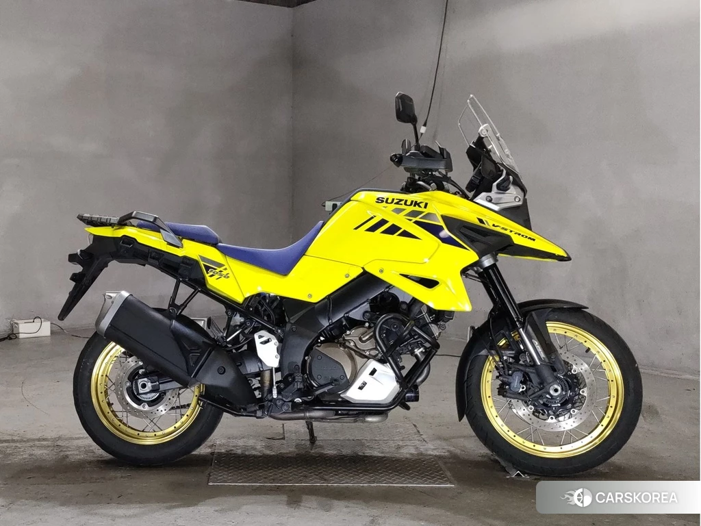 Проданный Suzuki V-STROM 1050 2020 из Японии