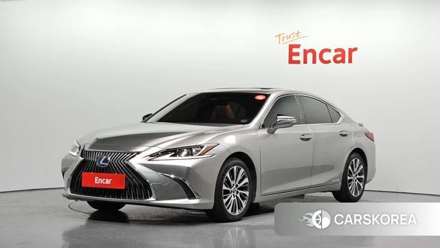 Lexus ES300h 7th generation 2019 Песочный из Кореи