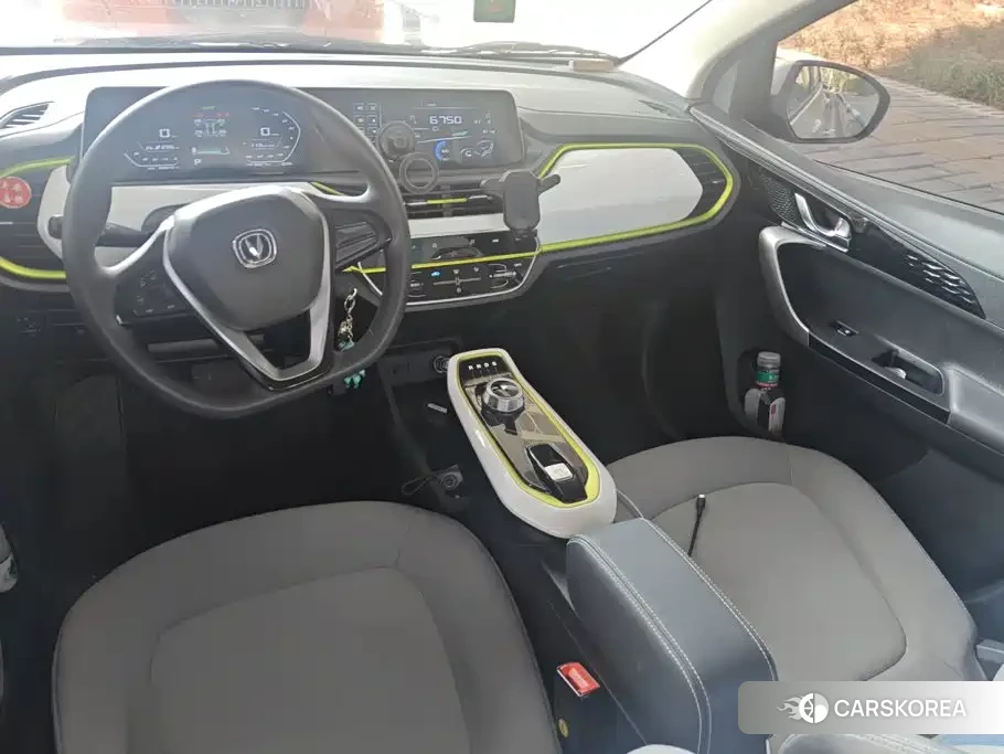 Chang'an Changan Benben E-Star 2022 Белый из Китая