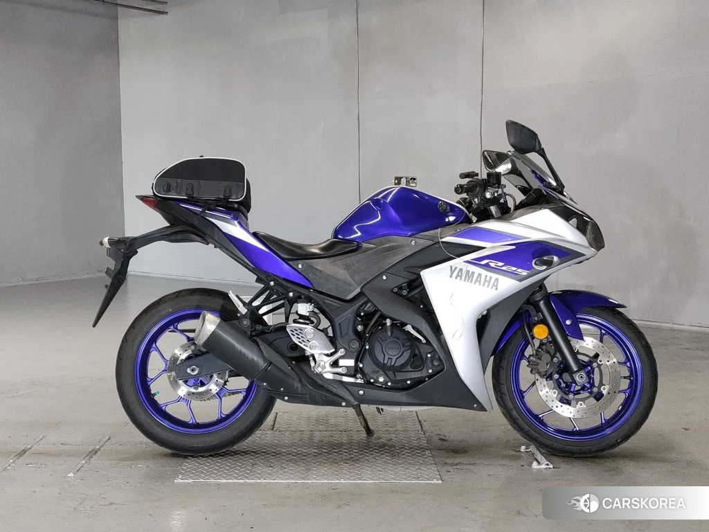 Проданный Yamaha YZF-R25 2014 из Японии