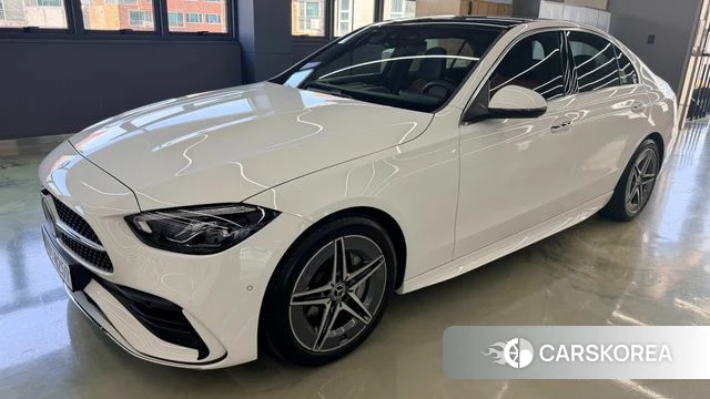 Mercedes-Benz C-Class W206 2025 Белый из Кореи