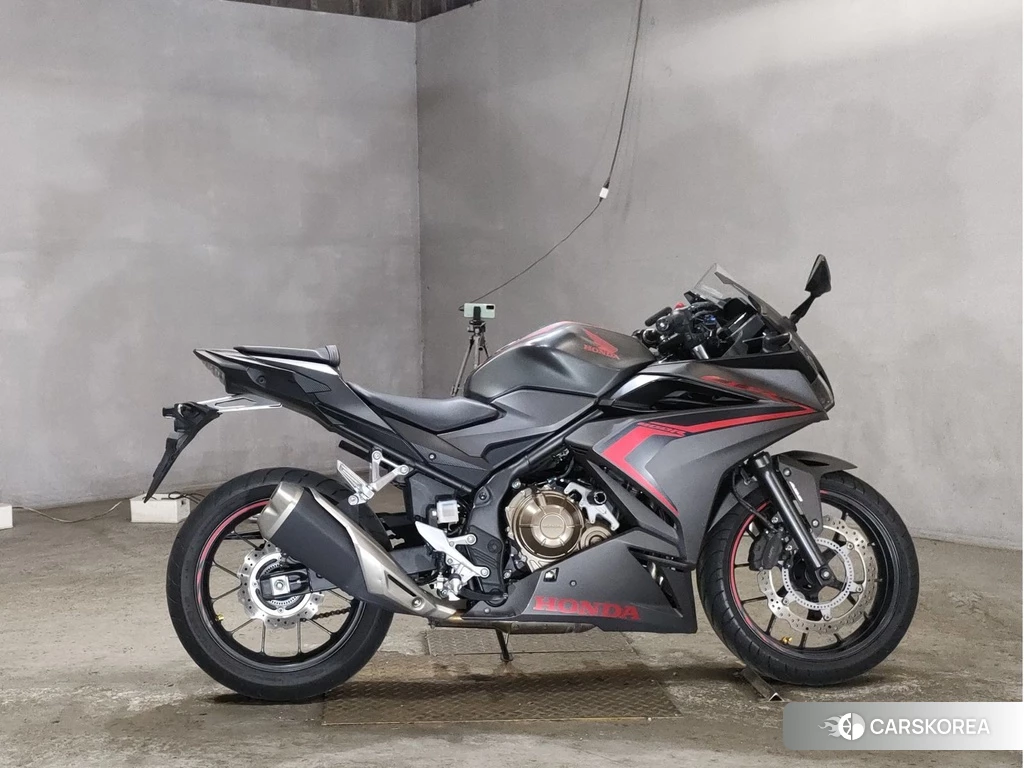 Проданный Honda CBR400R 2020 из Японии