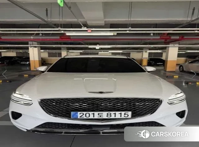 Genesis GV70 2023 Белый из Кореи