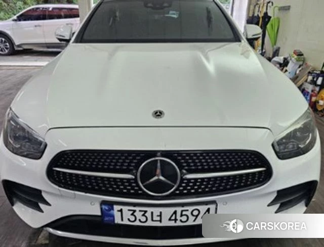 Mercedes-Benz E-Class W213 2022 Белый из Кореи