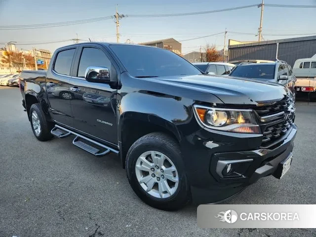 Chevrolet (GM Daewoo) Real New Colorado 2021 Черный из Кореи