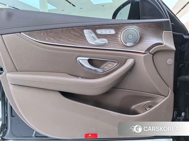 Mercedes-Benz E-class id 3944922 из Китая