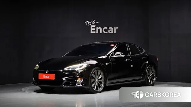 Tesla Model S 2019 Черный из Кореи