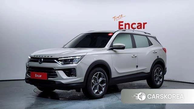 Ssangyong Beautiful Korando 2024 Жемчужный цвет из Кореи